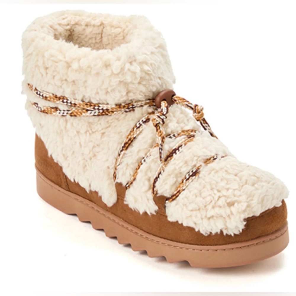 Dearfoams Cozy Comfort Teddy Boot Slippers Cream 7/8 NWT Plush‎ Indoor Outdoor